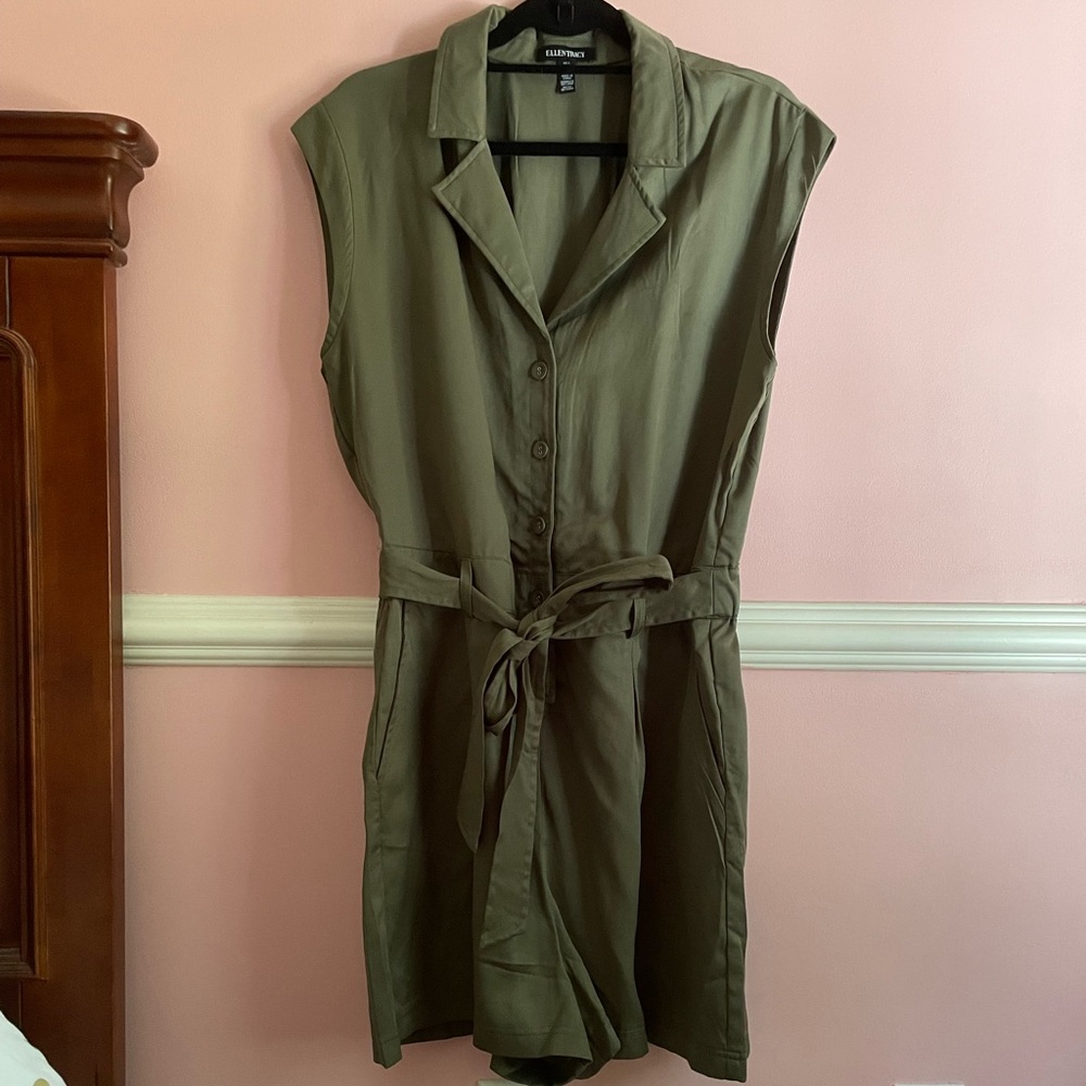 Ellen Tracy button romper